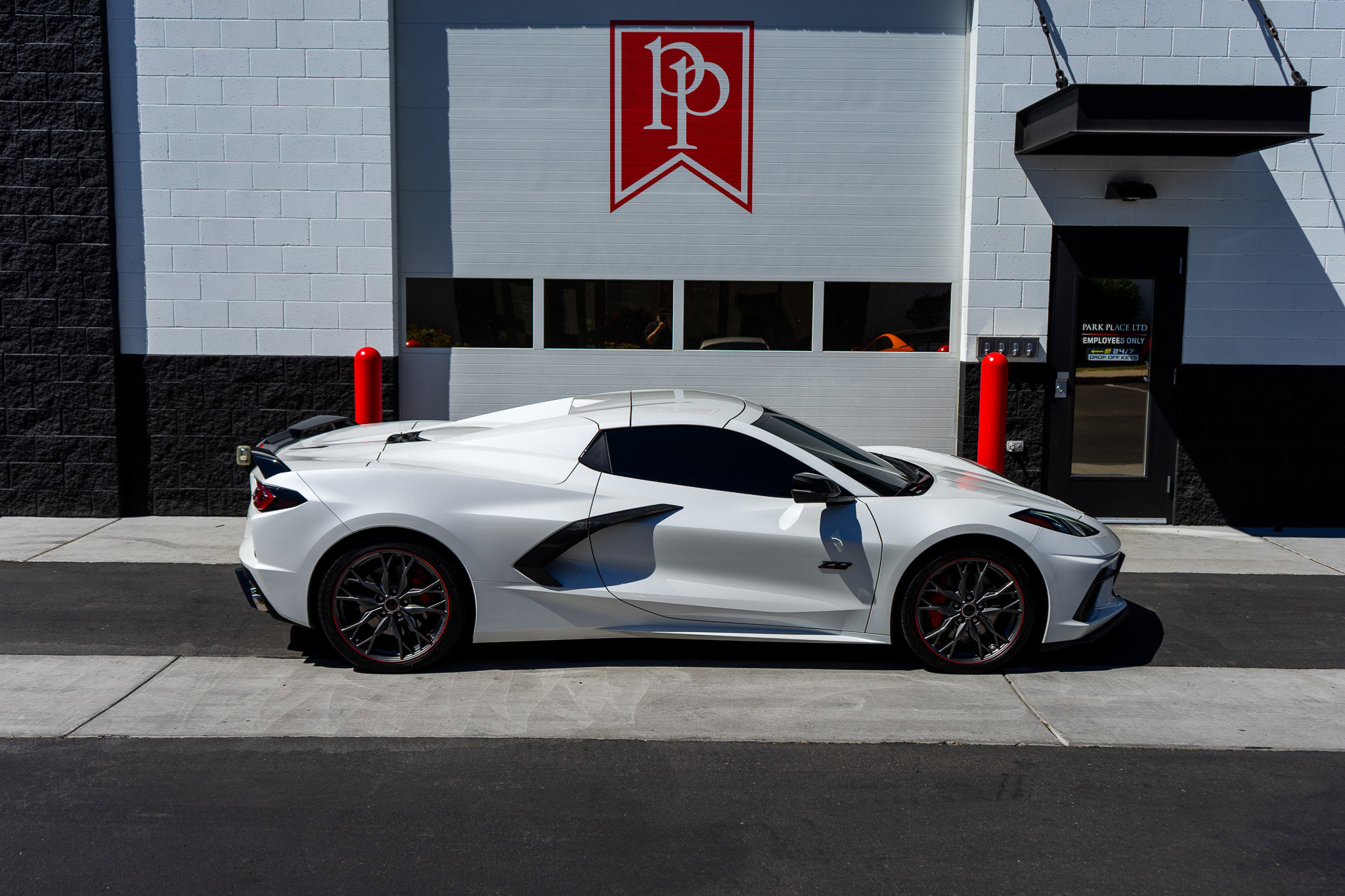 Used 2023 Chevrolet Corvette Stingray Premium Conv w/ Z51 Performance Package RWD image 61