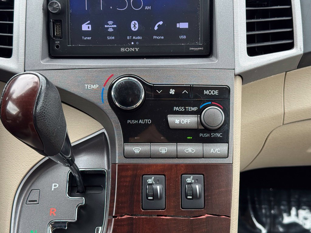 Used 2011 Toyota Venza AWD w/ Premium Pkg #2 image 15
