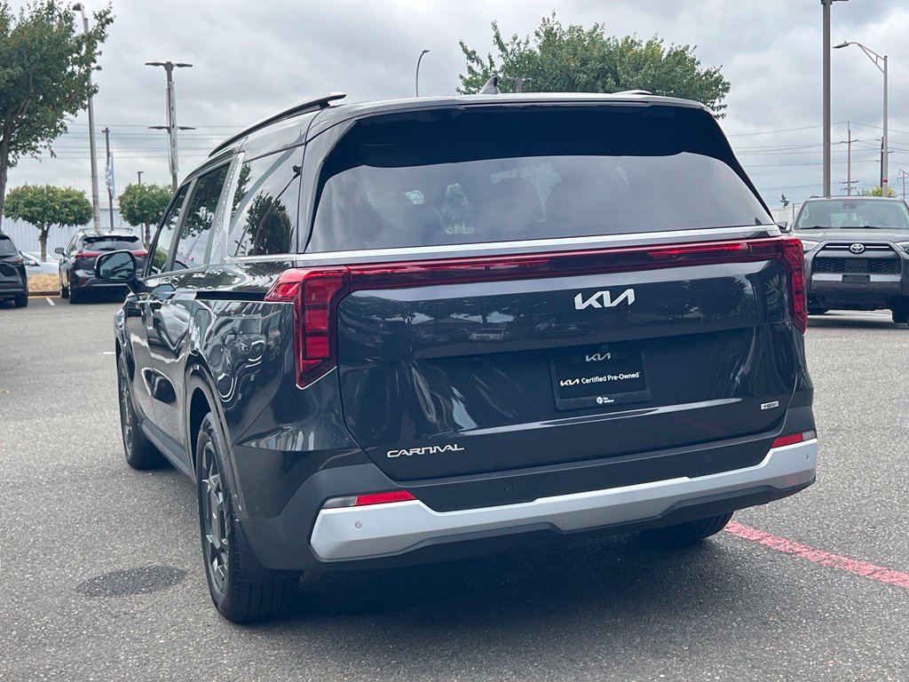 Certified 2026 Kia Carnival EX FWD image 11