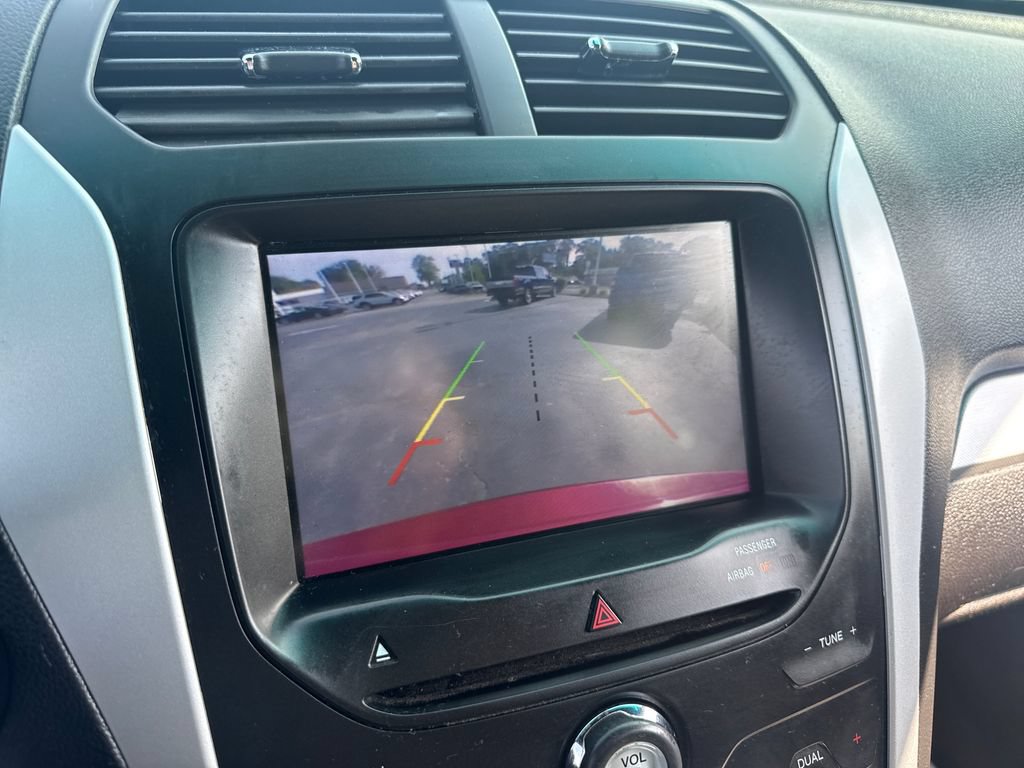 Used 2013 Ford Explorer XLT FWD image 39