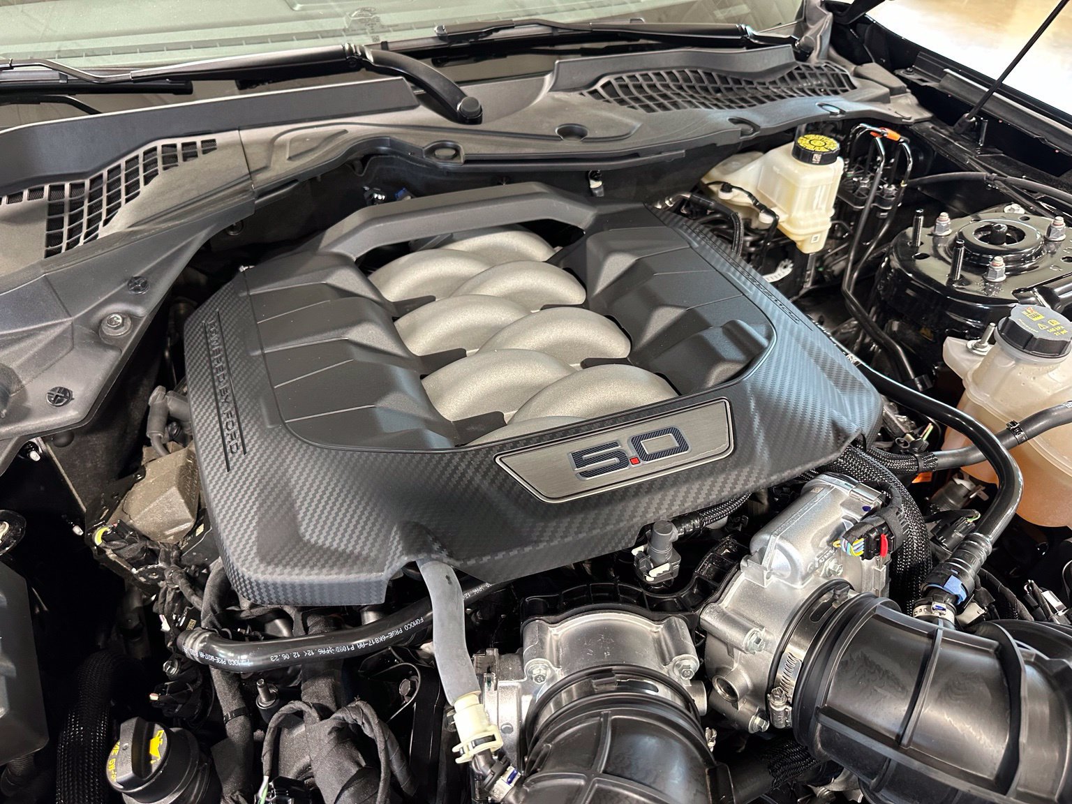 Used 2024 Ford Mustang GT Premium RWD image 40