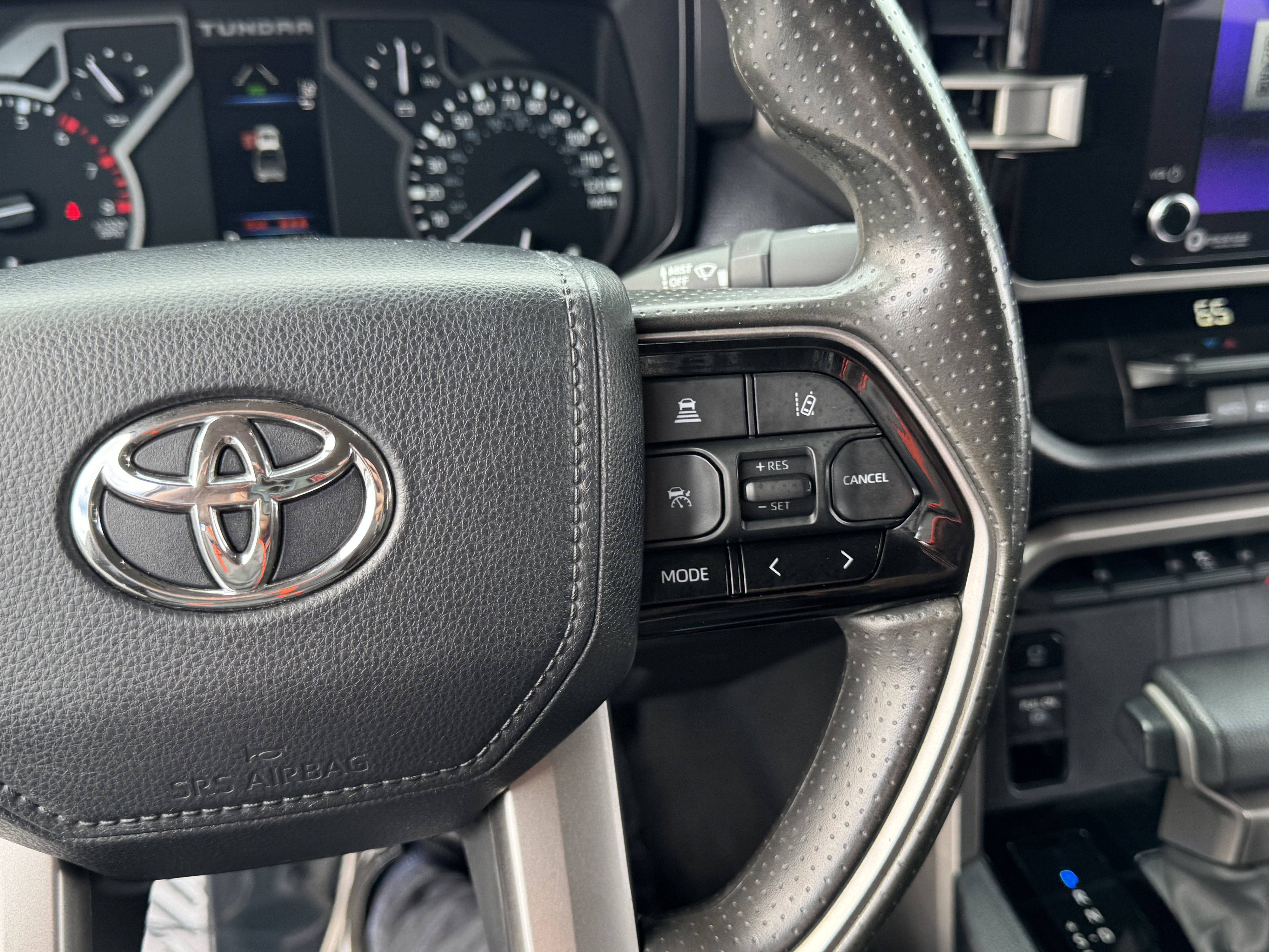 Used 2022 Toyota Tundra SR5 w/ SR5 Convenience Package image 19