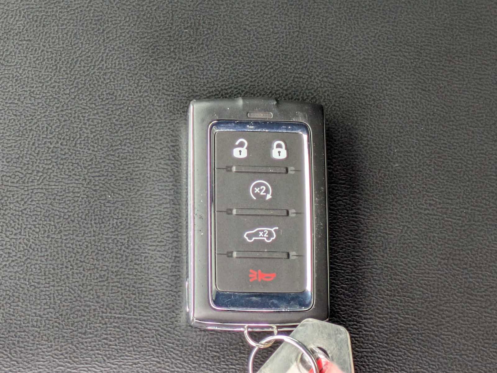 Used 2025 Jeep Grand Cherokee Limited image 32