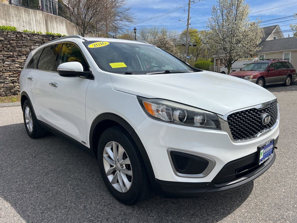 Used 2016 Kia Sorento LX w/ LX Convenience Package AWD/4WD image 7