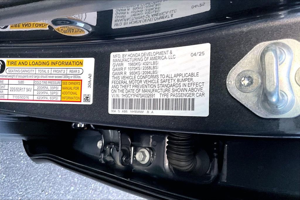 Used 2025 Honda Accord SE image 16