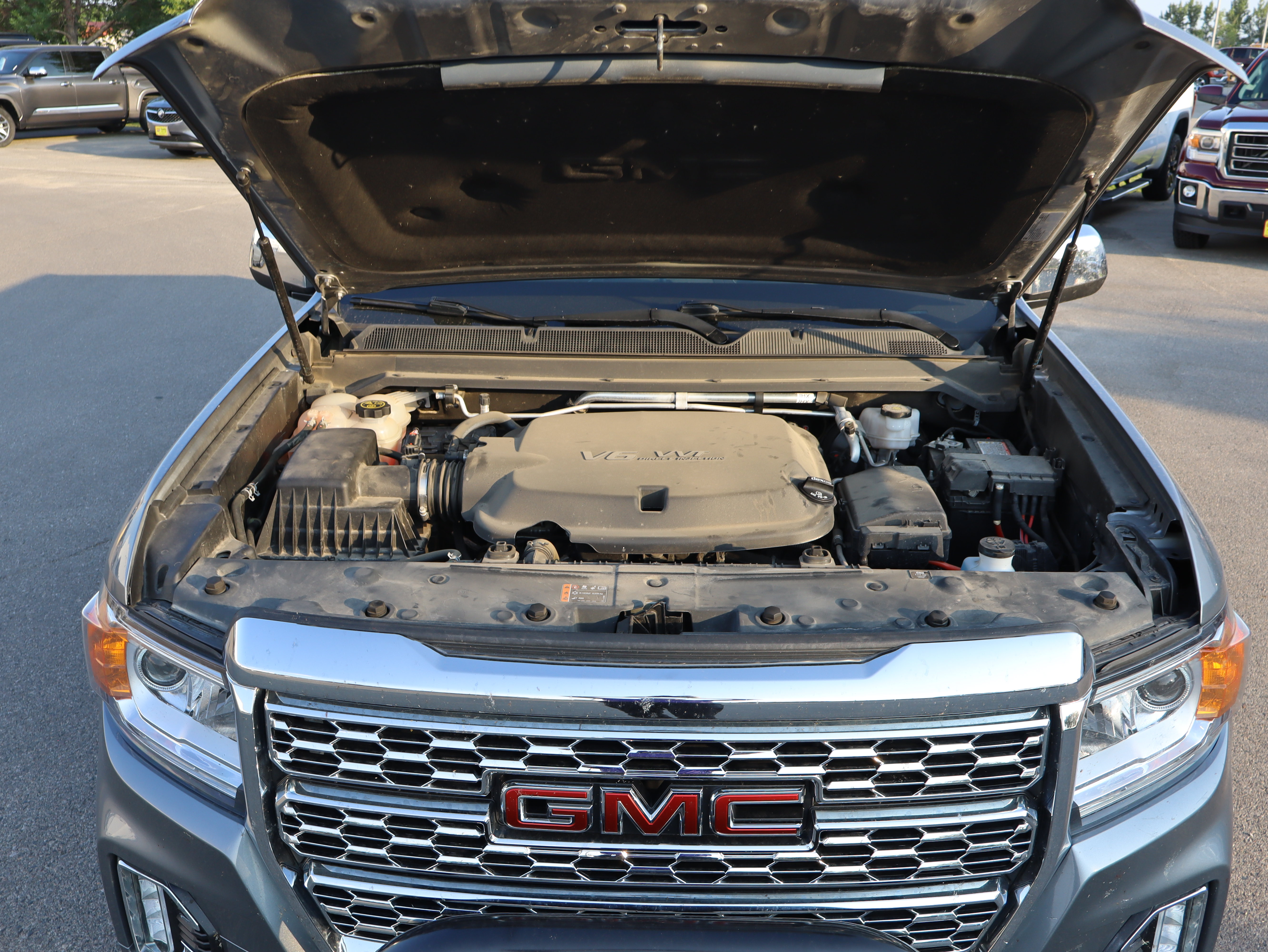 Used 2021 GMC Canyon Denali AWD/4WD image 17