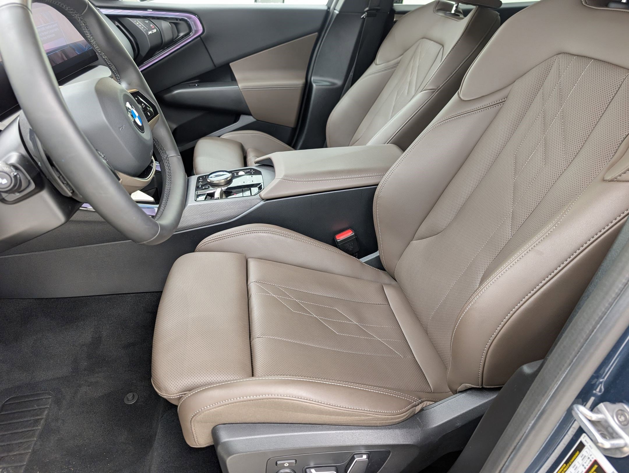 Certified 2025 BMW X3 xDrive30i image 5