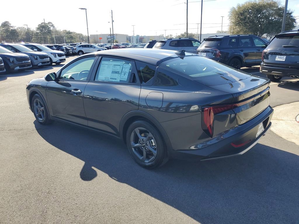 New 2026 Kia K4 LXS image 3