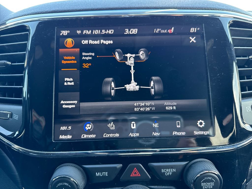 Certified 2021 Jeep Grand Cherokee Laredo X image 31