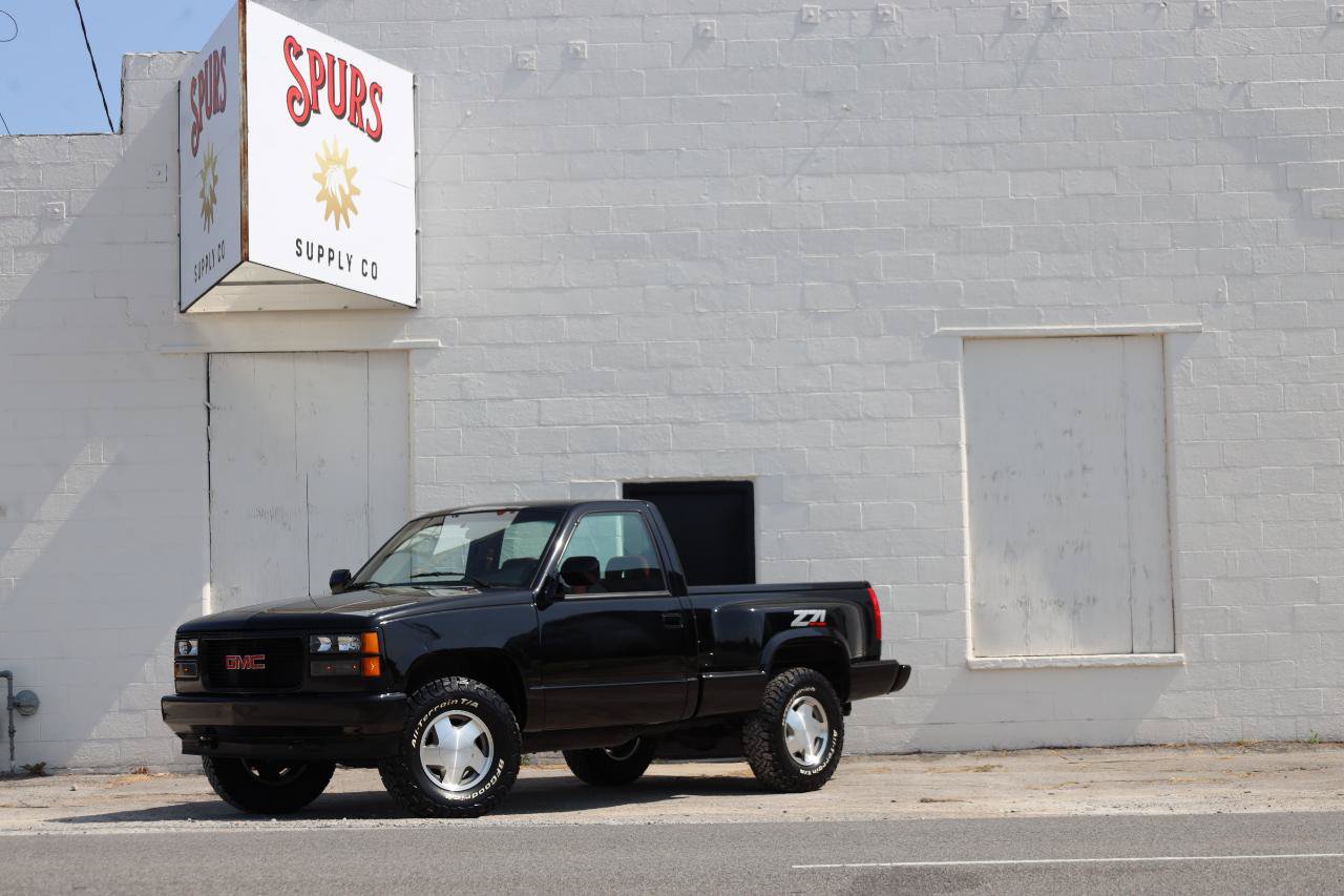 Used 1994 GMC Sierra 1500 4x4 Regular Cab image 3