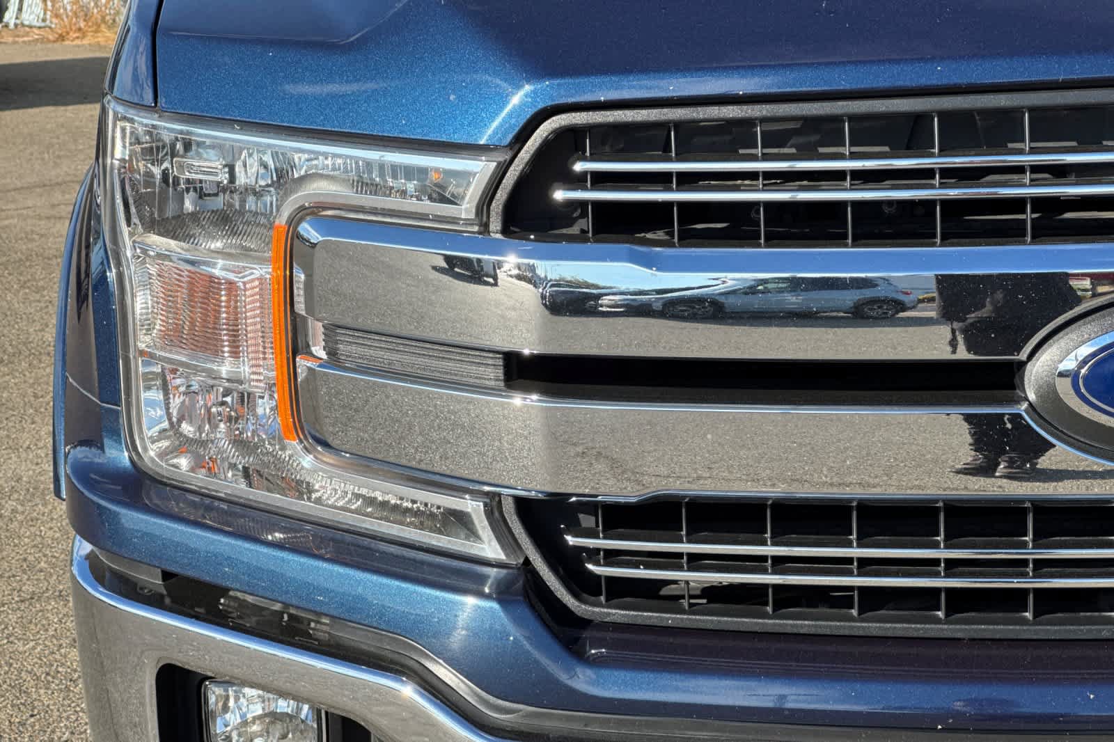 Used 2019 Ford F150 Lariat w/ Equipment Group 501A Mid AWD/4WD image 17