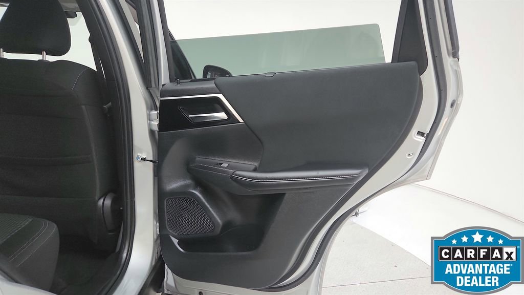 Used 2022 Mitsubishi Outlander ES FWD image 45