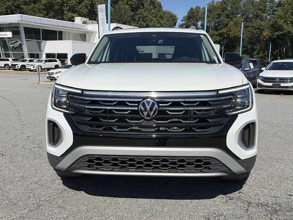 Certified 2025 Volkswagen Atlas Peak Edition SE AWD/4WD image 27