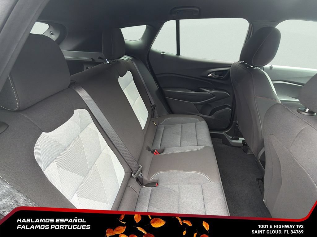 Used 2024 Chevrolet Trax RS w/ Driver Confidence Package FWD image 28