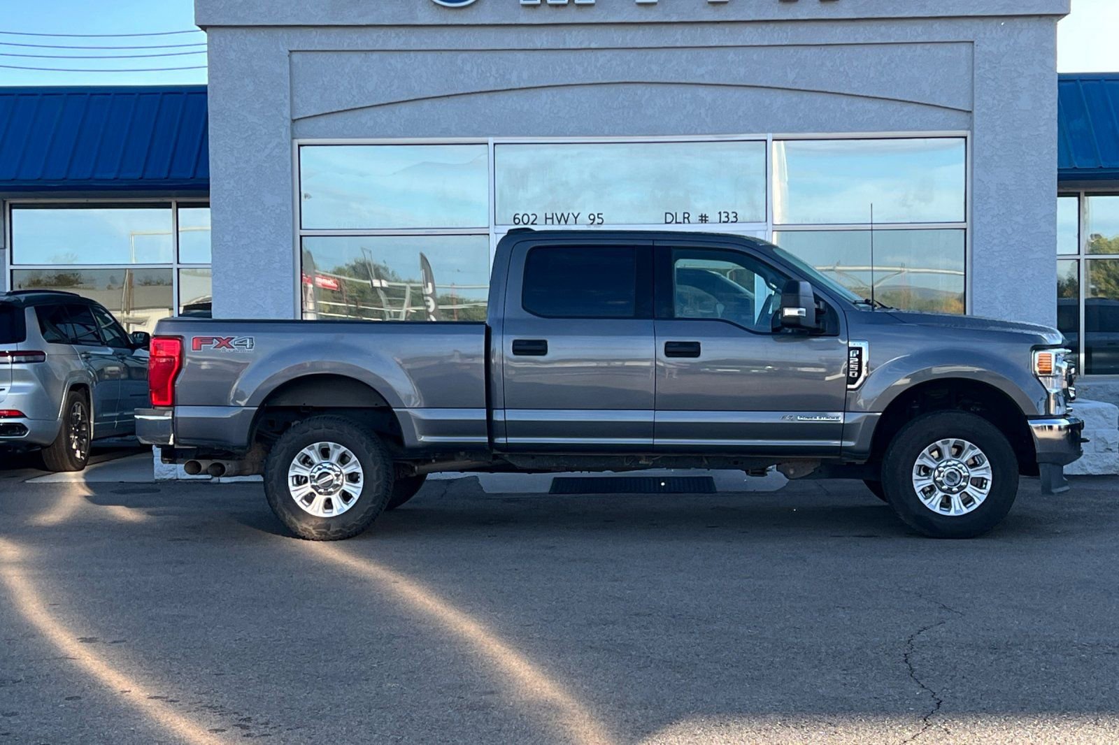 Used 2022 Ford F250 XLT w/ FX4 Off-Road Package image 3