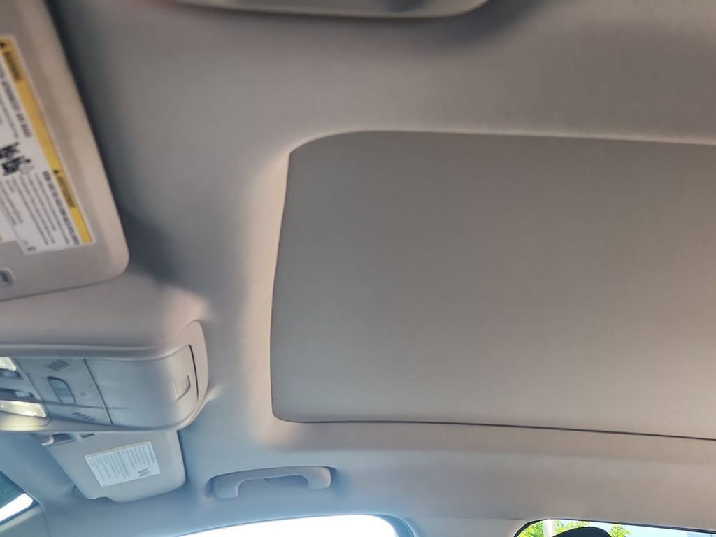 Certified 2022 GMC Terrain Denali AWD/4WD image 19