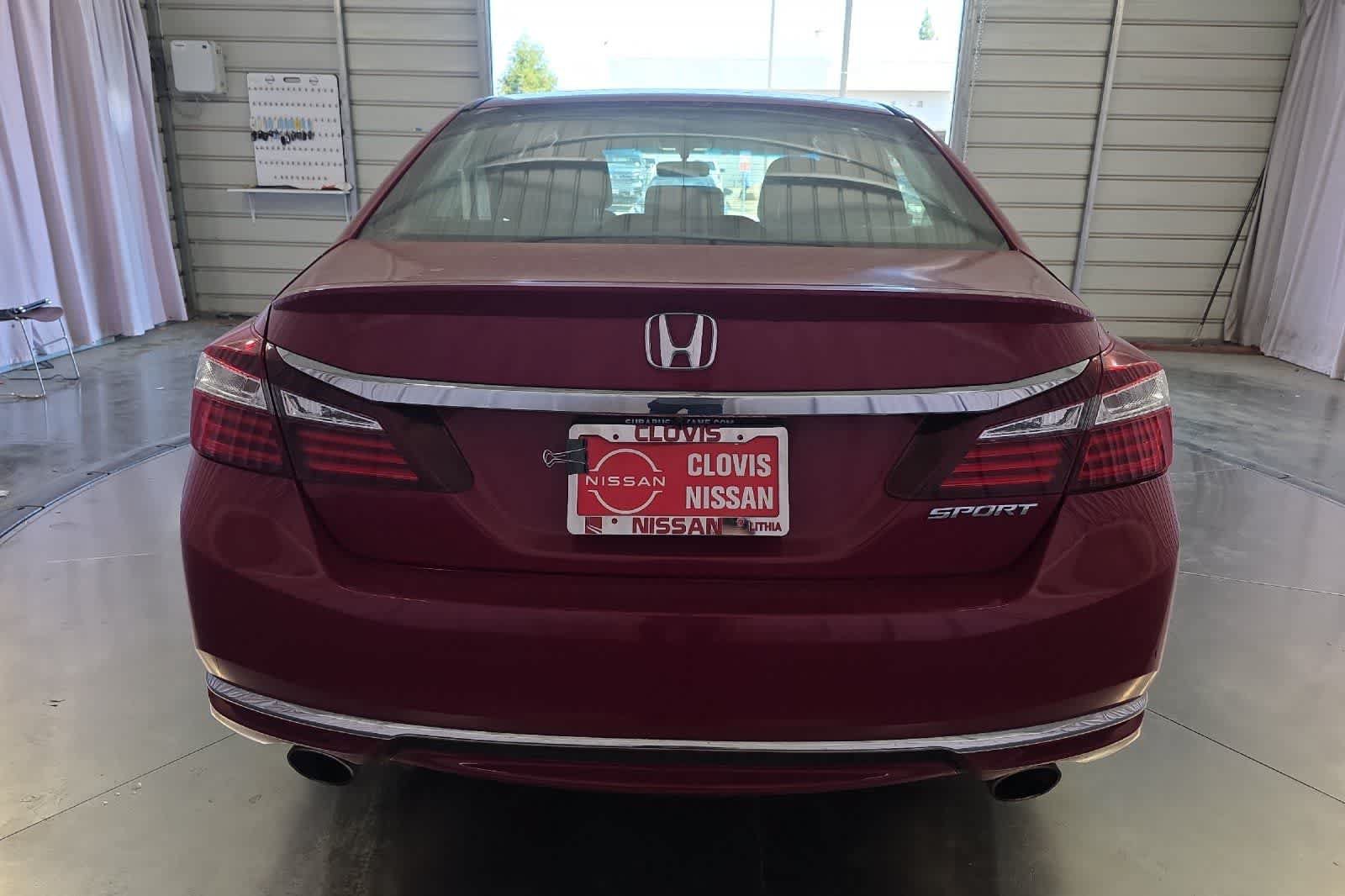 Used 2017 Honda Accord Sport image 8