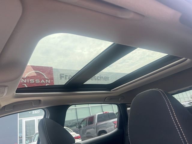 New 2025 Nissan Kicks SV w/ SV Premium Package image 12