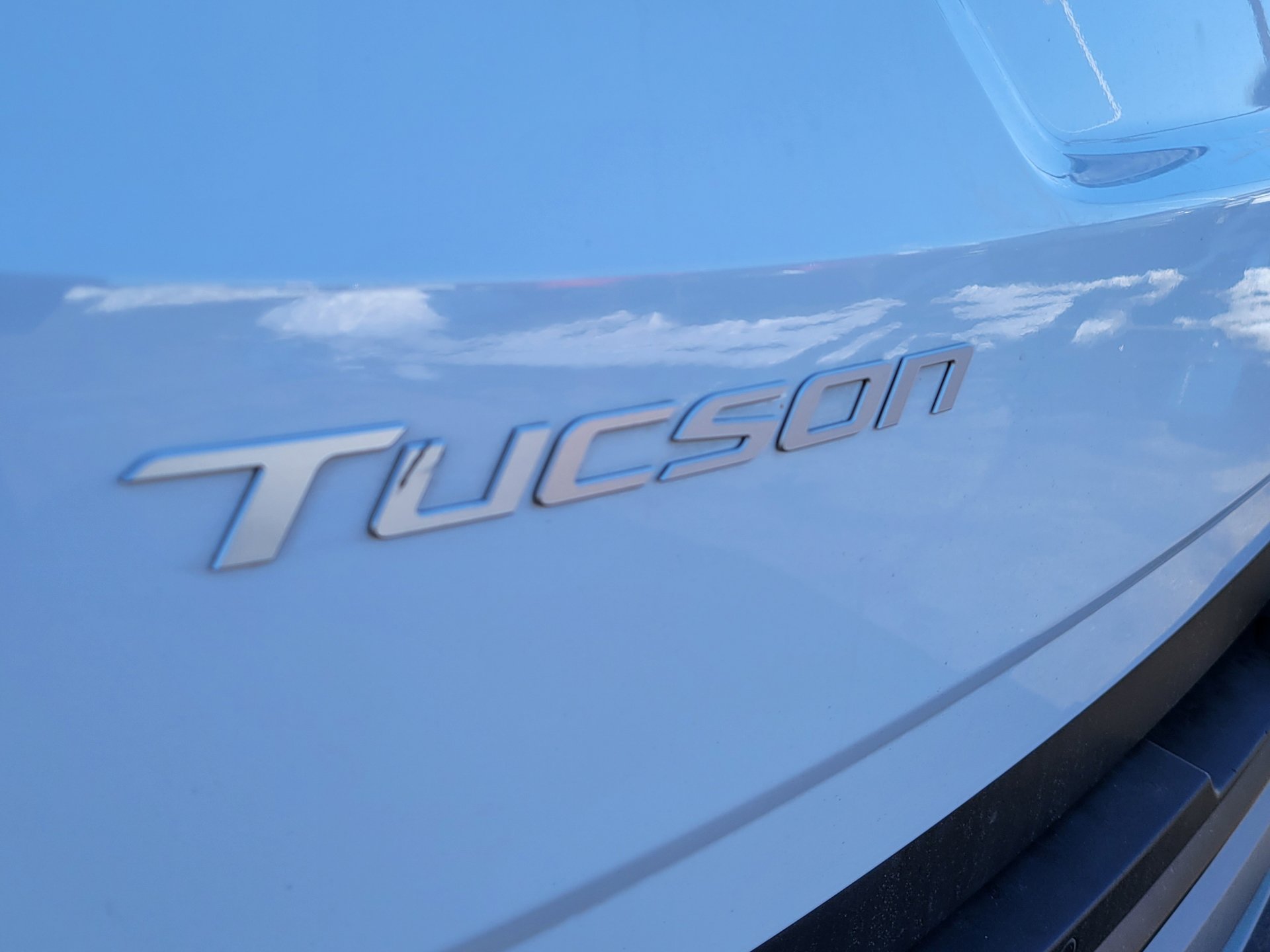 Used 2025 Hyundai Tucson Limited image 6