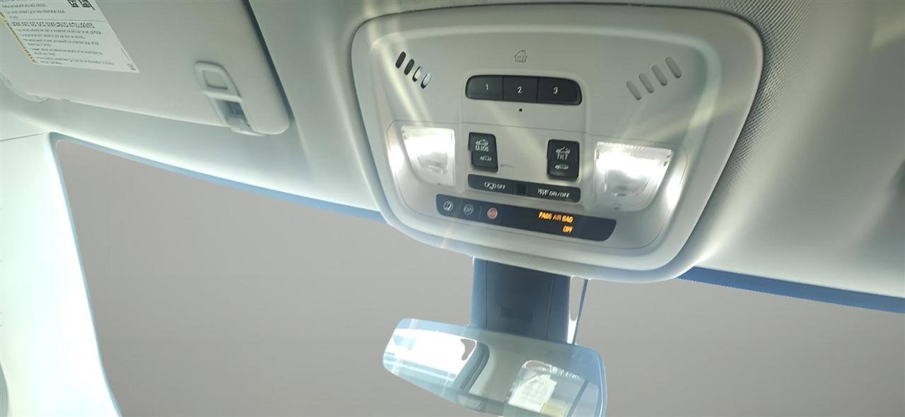 Used 2018 Chevrolet Traverse LT AWD/4WD image 17