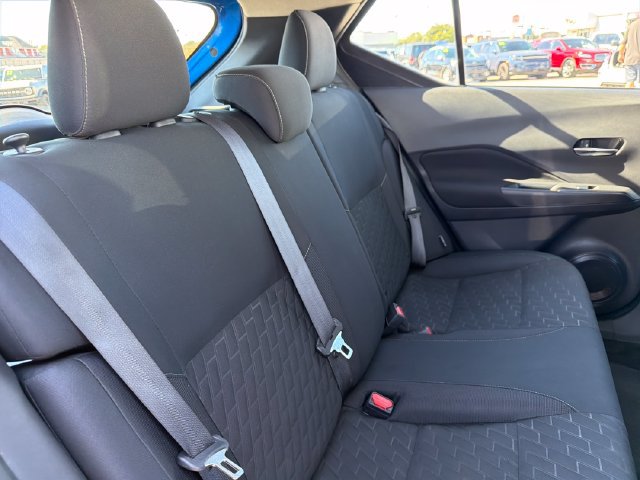 Used 2023 Nissan Kicks SV FWD image 28