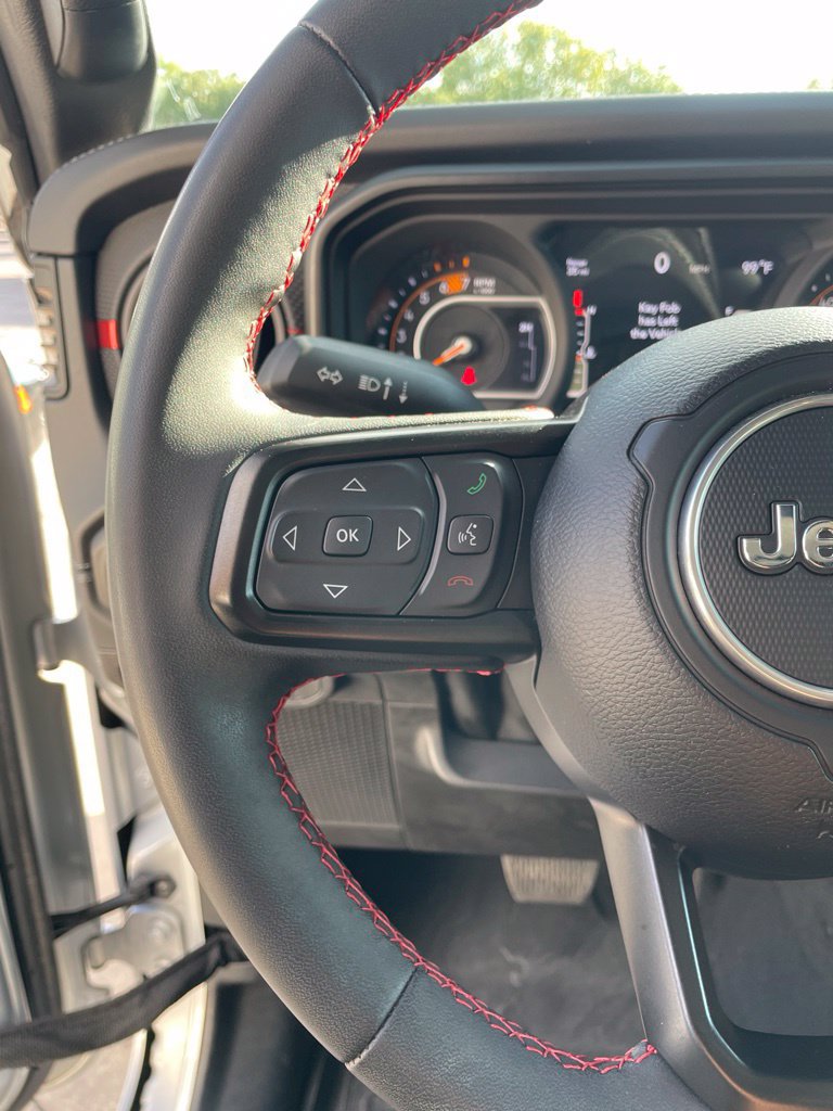 Used 2024 Jeep Wrangler Unlimited Rubicon w/ Technology Group AWD/4WD image 14