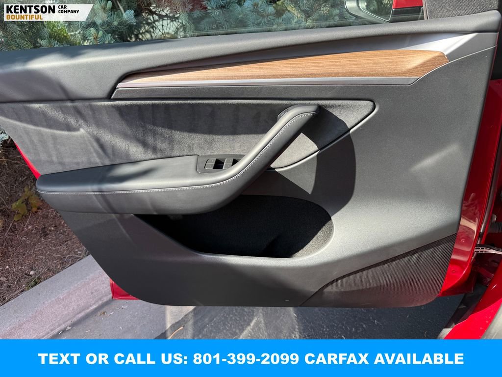Used 2023 Tesla Model Y Long Range AWD/4WD image 16