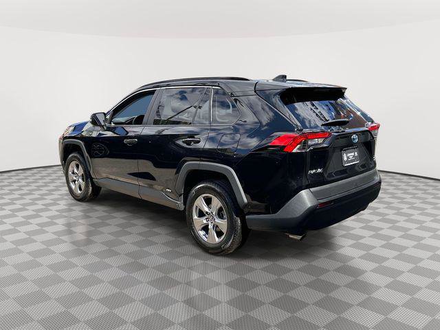 Used 2024 Toyota RAV4 XLE w/ Weather Package image 5