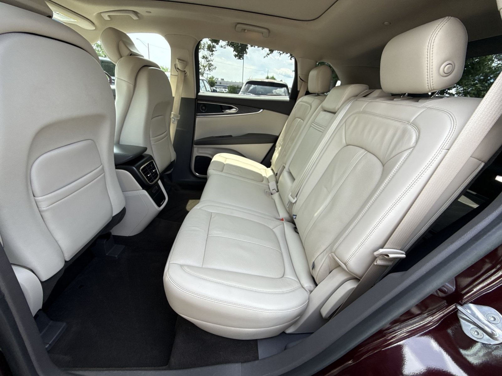 Used 2019 Lincoln Nautilus Reserve AWD/4WD image 25