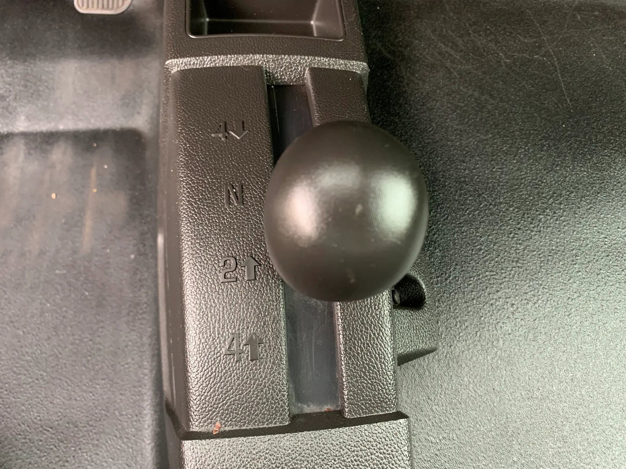 Used 2019 Chevrolet Silverado 2500 W/T AWD/4WD image 16