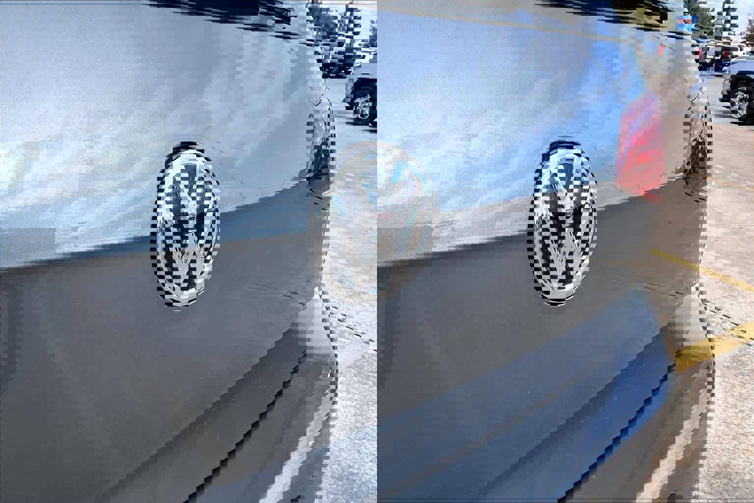 Used 2019 Volkswagen Golf S image 30