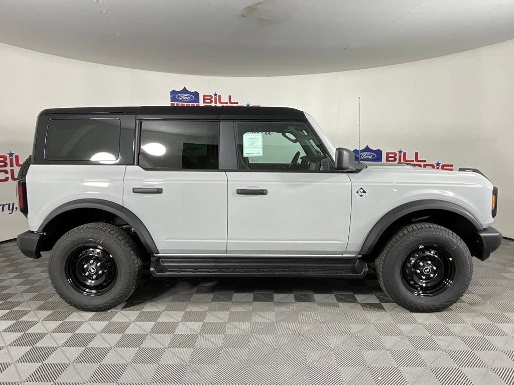 New 2026 Ford Bronco Outer Banks AWD/4WD image 2