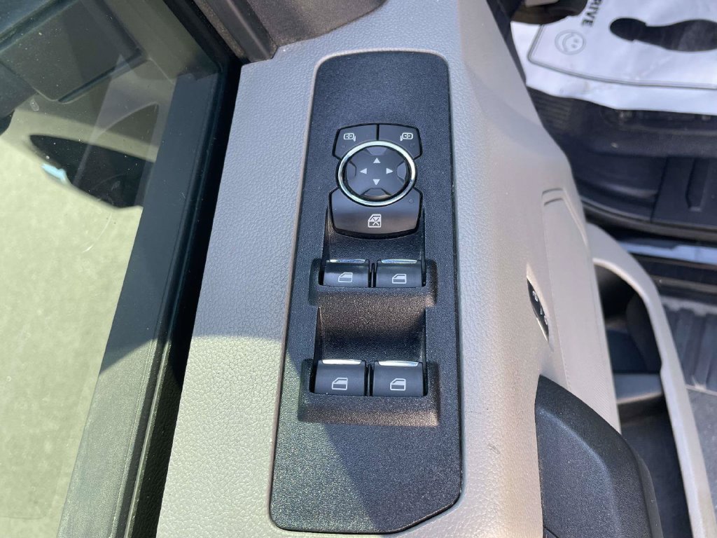 Used 2021 Ford F250 XL w/ Power Equipment Group AWD/4WD image 16