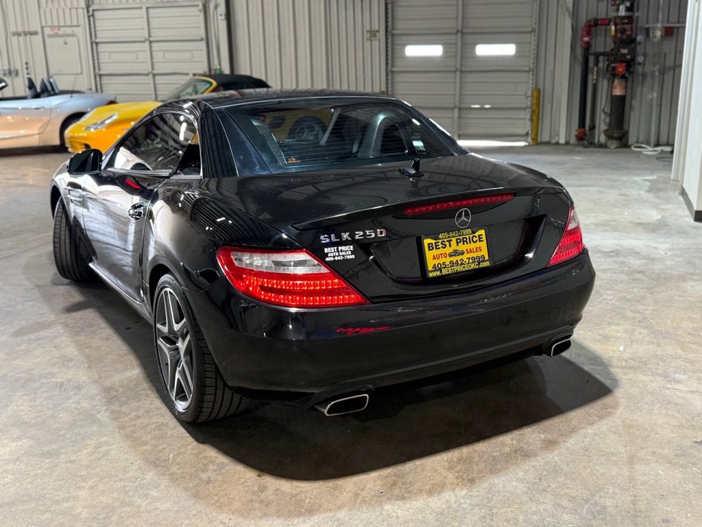 Used 2013 Mercedes-Benz SLK 250 image 13