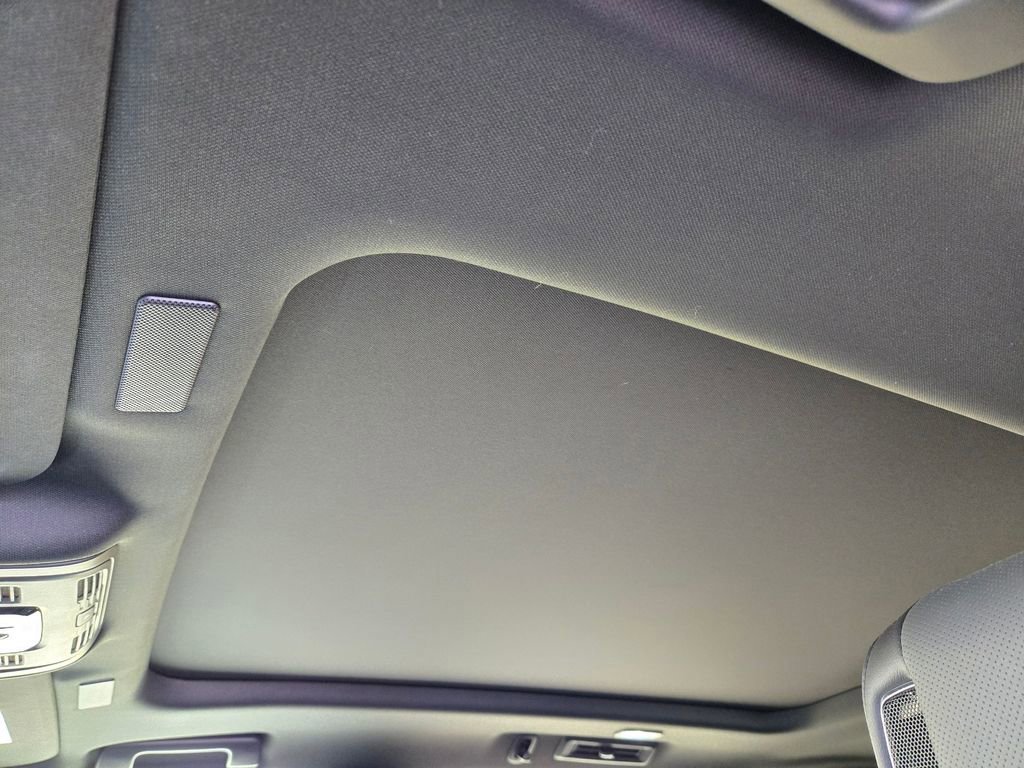 New 2026 Cadillac Escalade Luxury w/ LPO, Floor Liner Package image 9