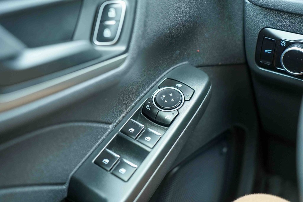 Used 2023 Ford Escape Active w/ Tech Pack #1 image 32