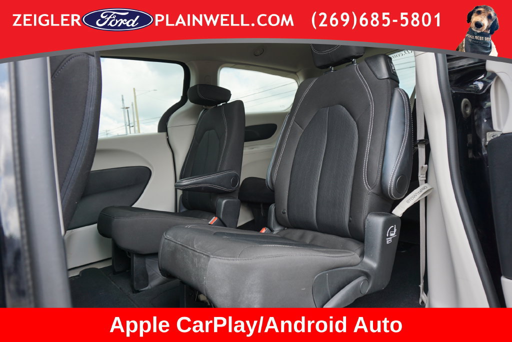 Used 2024 Chrysler Voyager LX FWD image 12