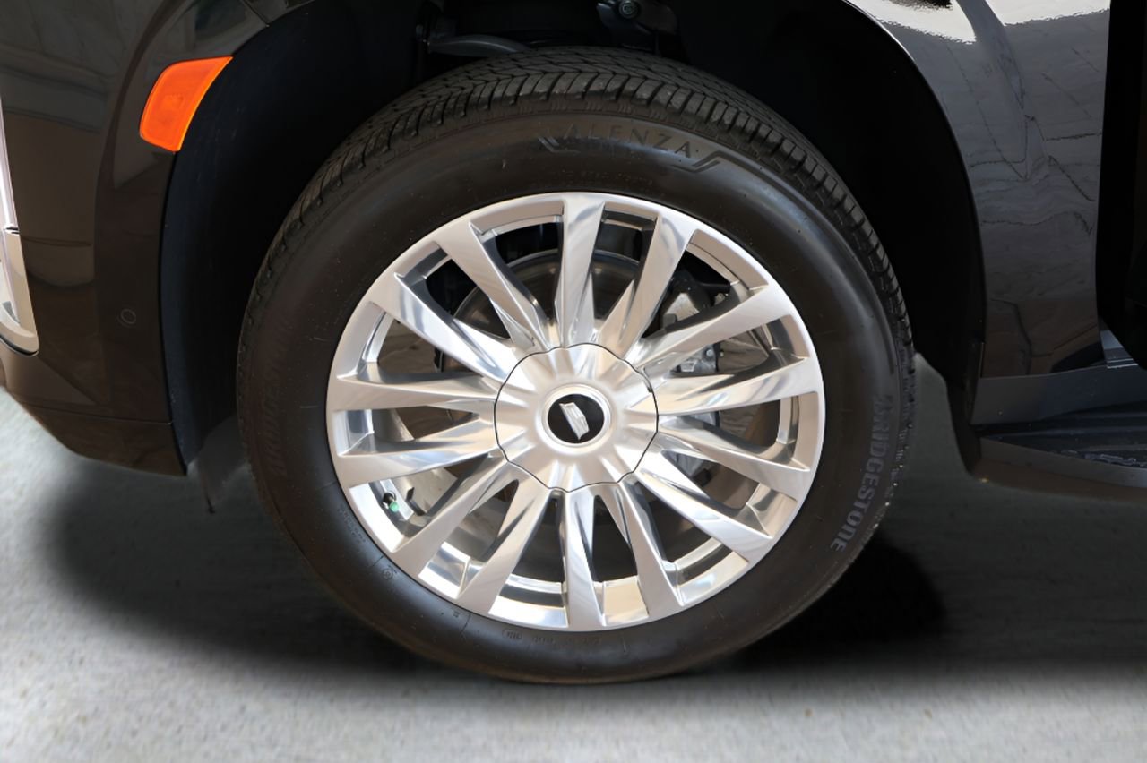 Certified 2024 Cadillac Escalade ESV Premium Luxury image 9