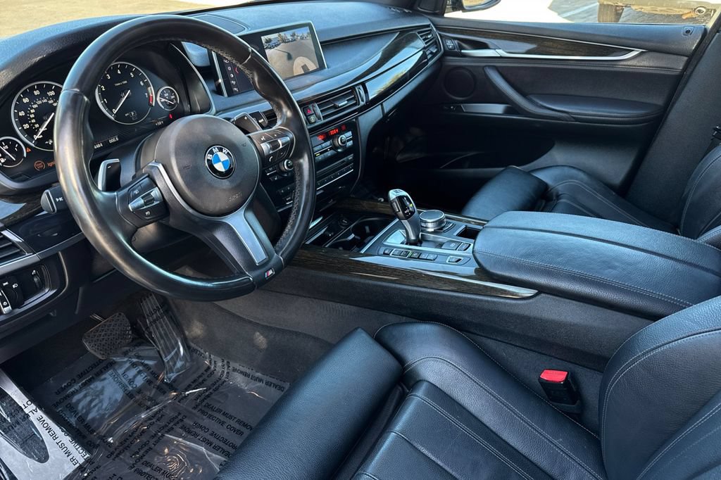 Used 2018 BMW X5 xDrive40e w/ M Sport Package AWD/4WD image 9