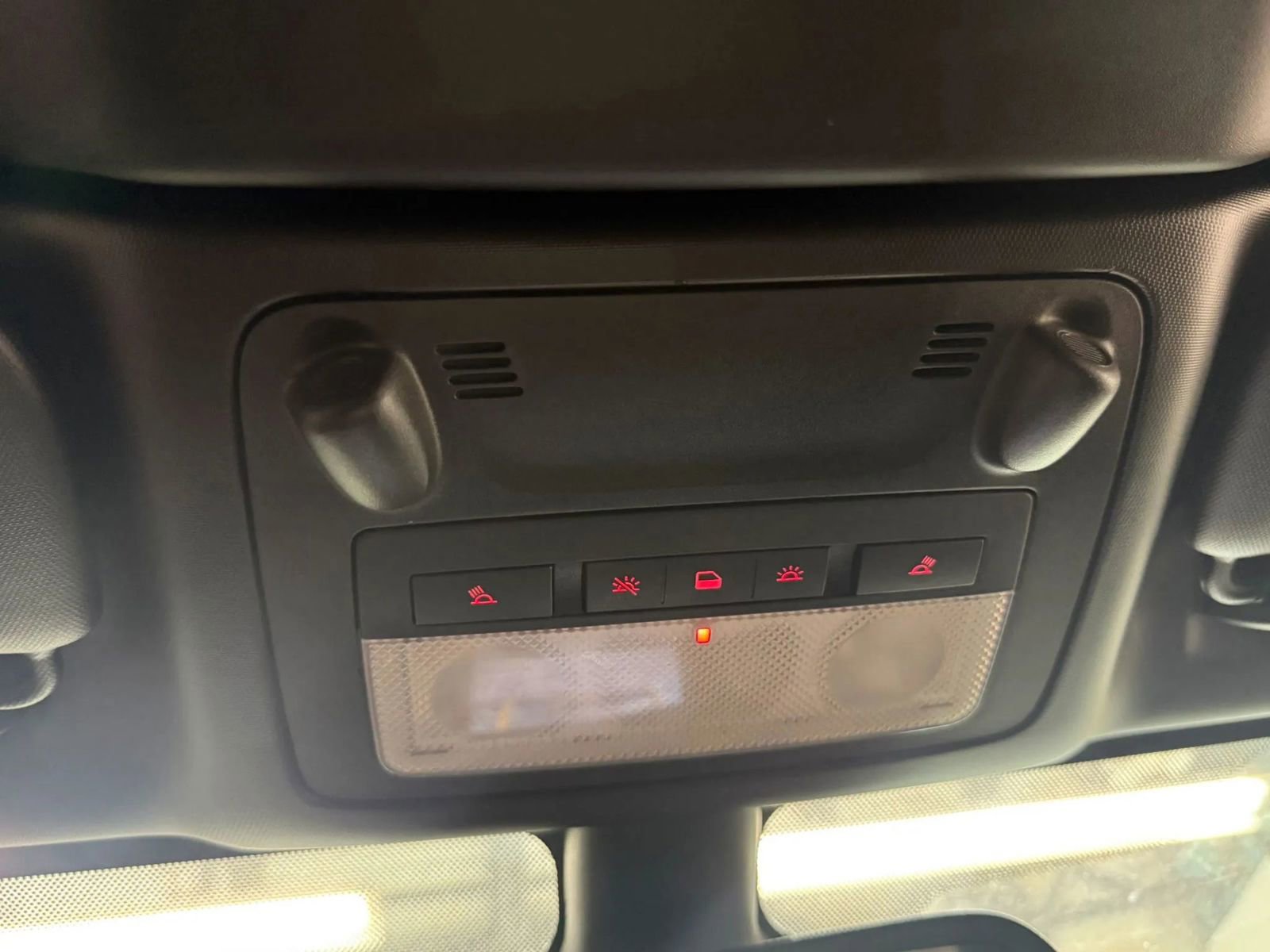 Used 2018 Buick Cascada Sport Touring w/ Dark Effects Package image 30