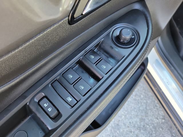 Used 2020 Buick Encore Preferred w/ Safety Package image 18