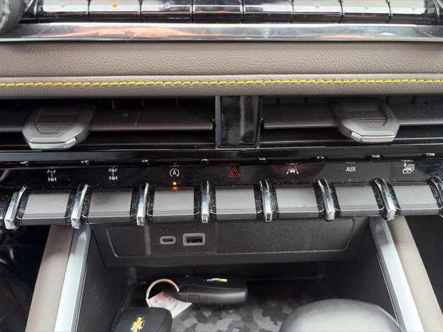 Used 2023 Chevrolet Colorado ZR2 w/ Desert Boss Special Edition AWD/4WD image 12