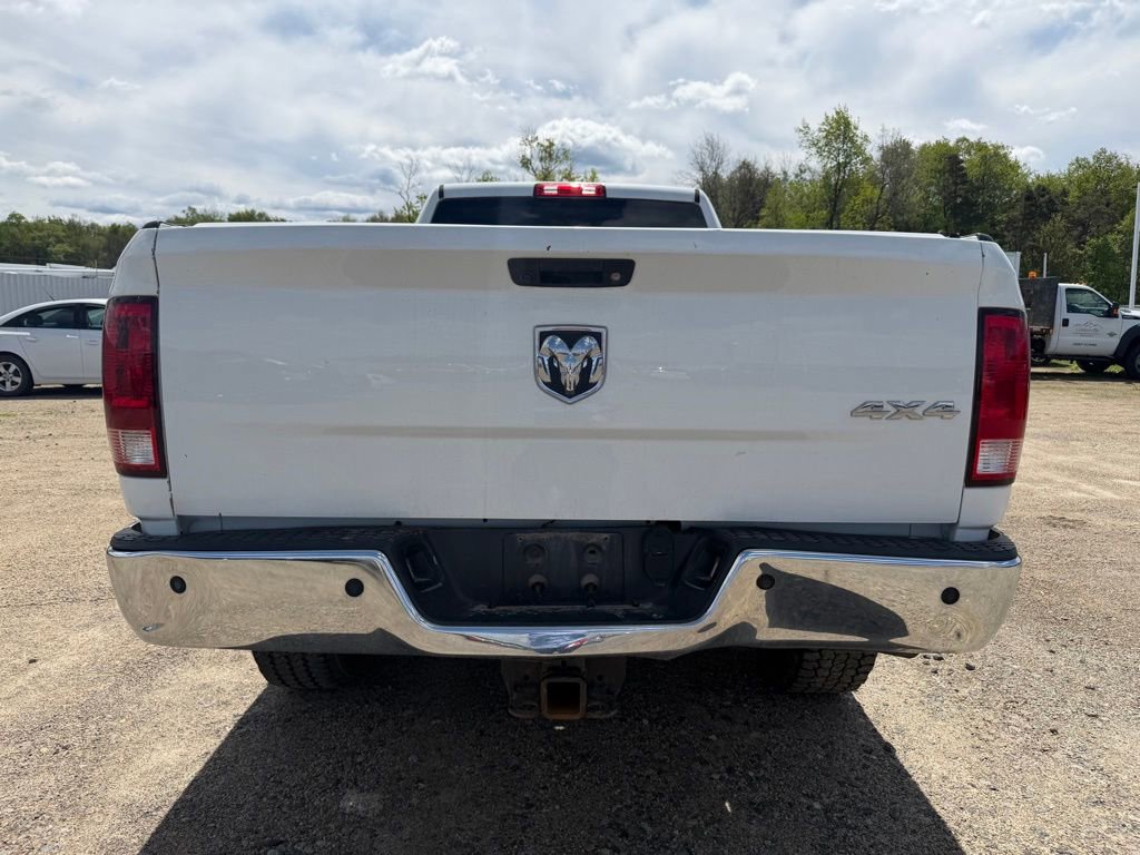 Used 2018 RAM 3500 Tradesman w/ Chrome Appearance Group AWD/4WD image 4