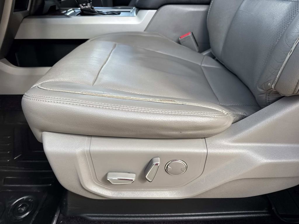 Used 2017 Ford F150 Lariat image 19