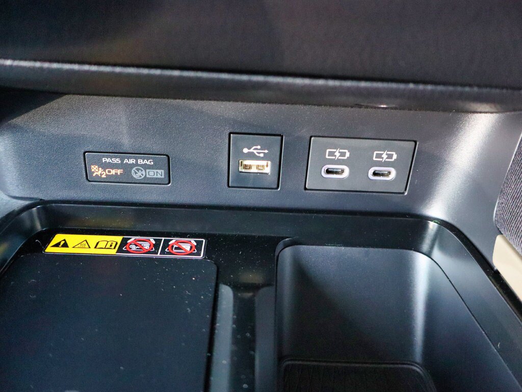 Used 2026 Toyota Camry LE FWD image 45