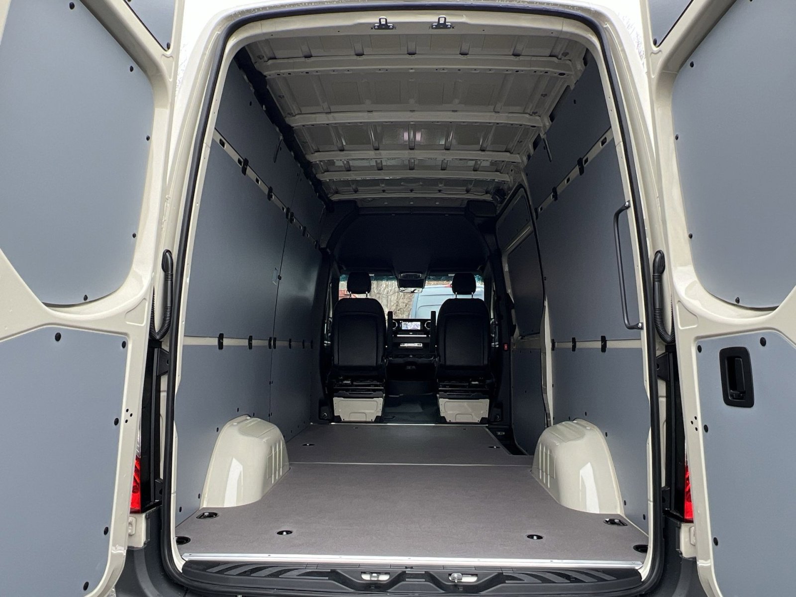 New 2026 Mercedes-Benz Sprinter 144 Cargo image 26