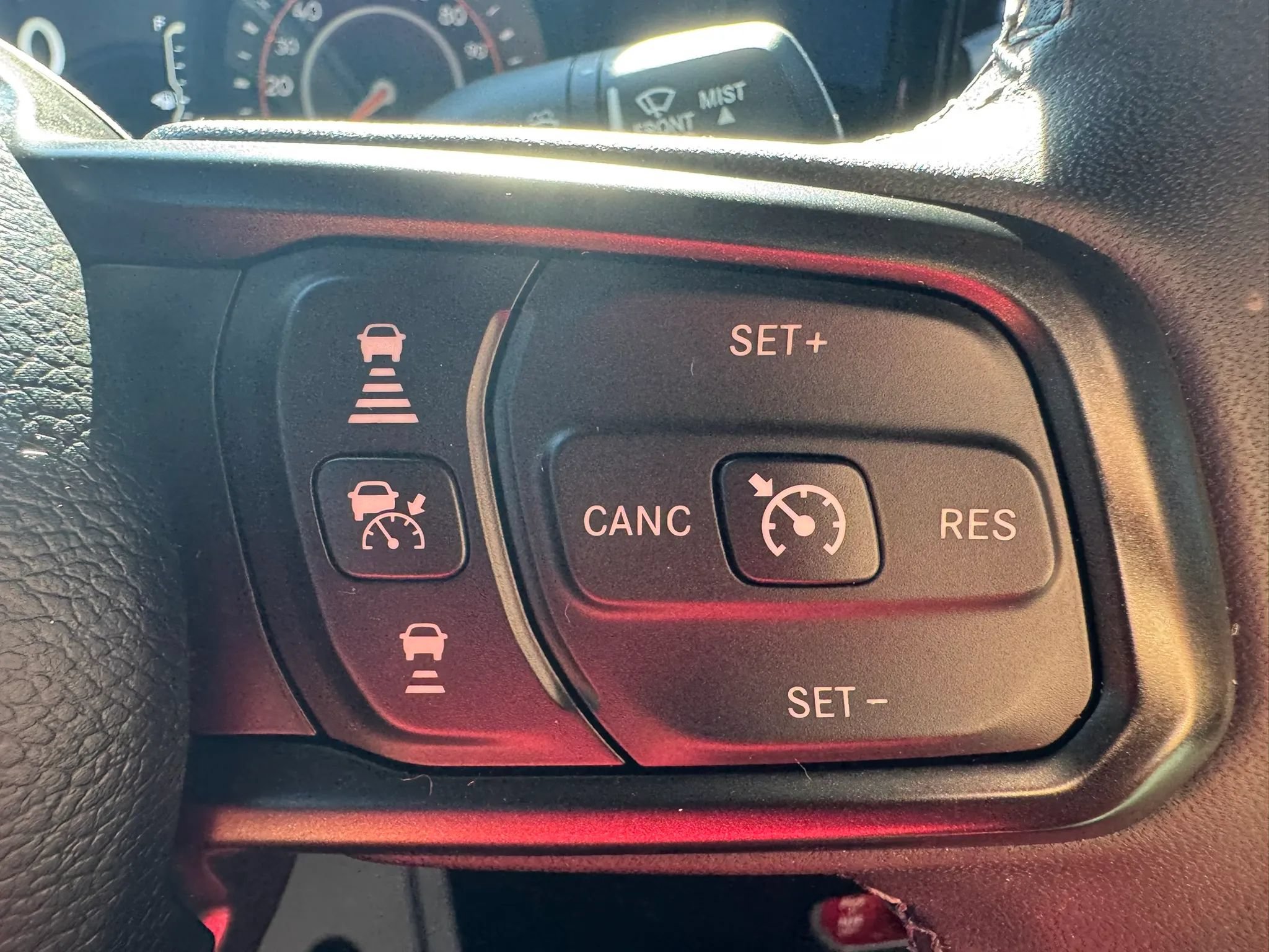 Used 2026 Jeep Gladiator Mojave AWD/4WD image 10