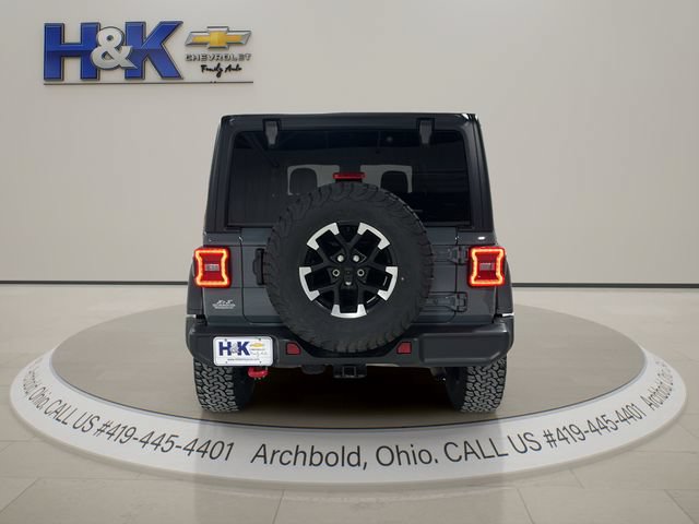 Used 2025 Jeep Wrangler Unlimited Rubicon AWD/4WD image 5