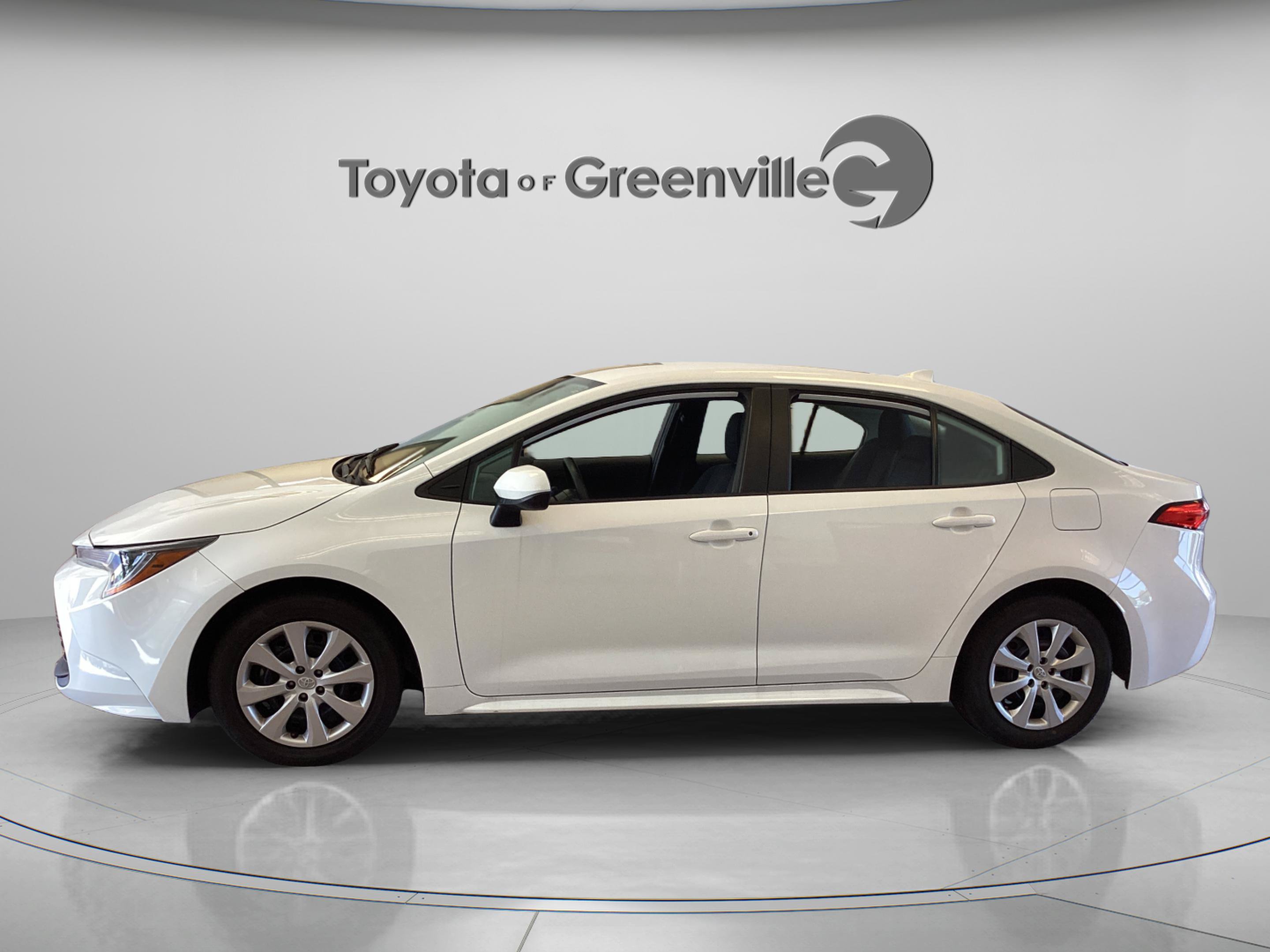 Certified 2024 Toyota Corolla LE FWD image 2
