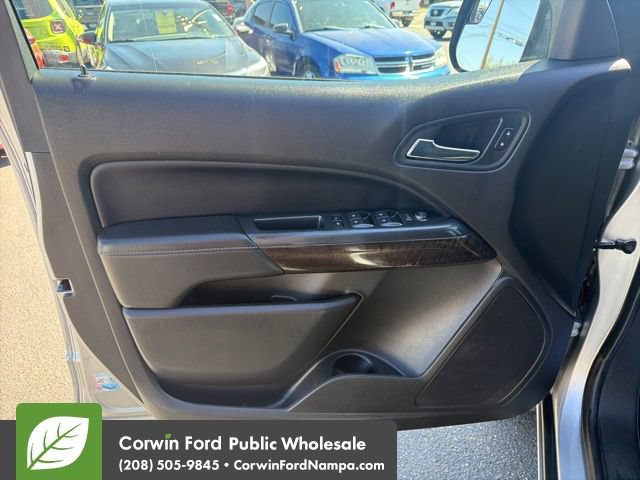 Used 2015 GMC Canyon SLE AWD/4WD image 13